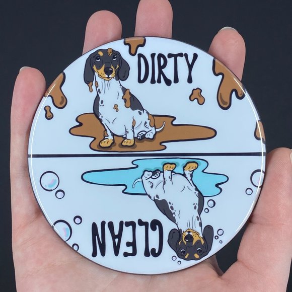 Black Piebald Dachshund Dog Clean Dirty Magnet - Picture 3 of 3